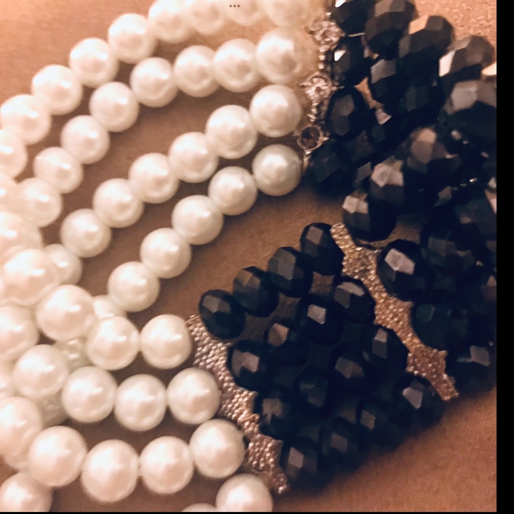 PEARL & JET BRACELET MULTI LAYER STRETCH LUNA Beaded NEW CONDITION - Picture 7 of 12